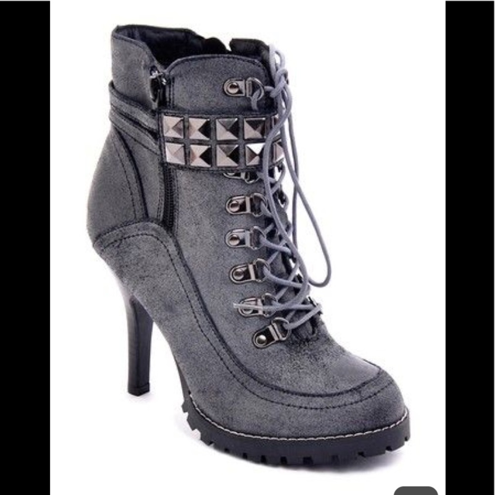 Envy Big Time Stud Bootie Size 11